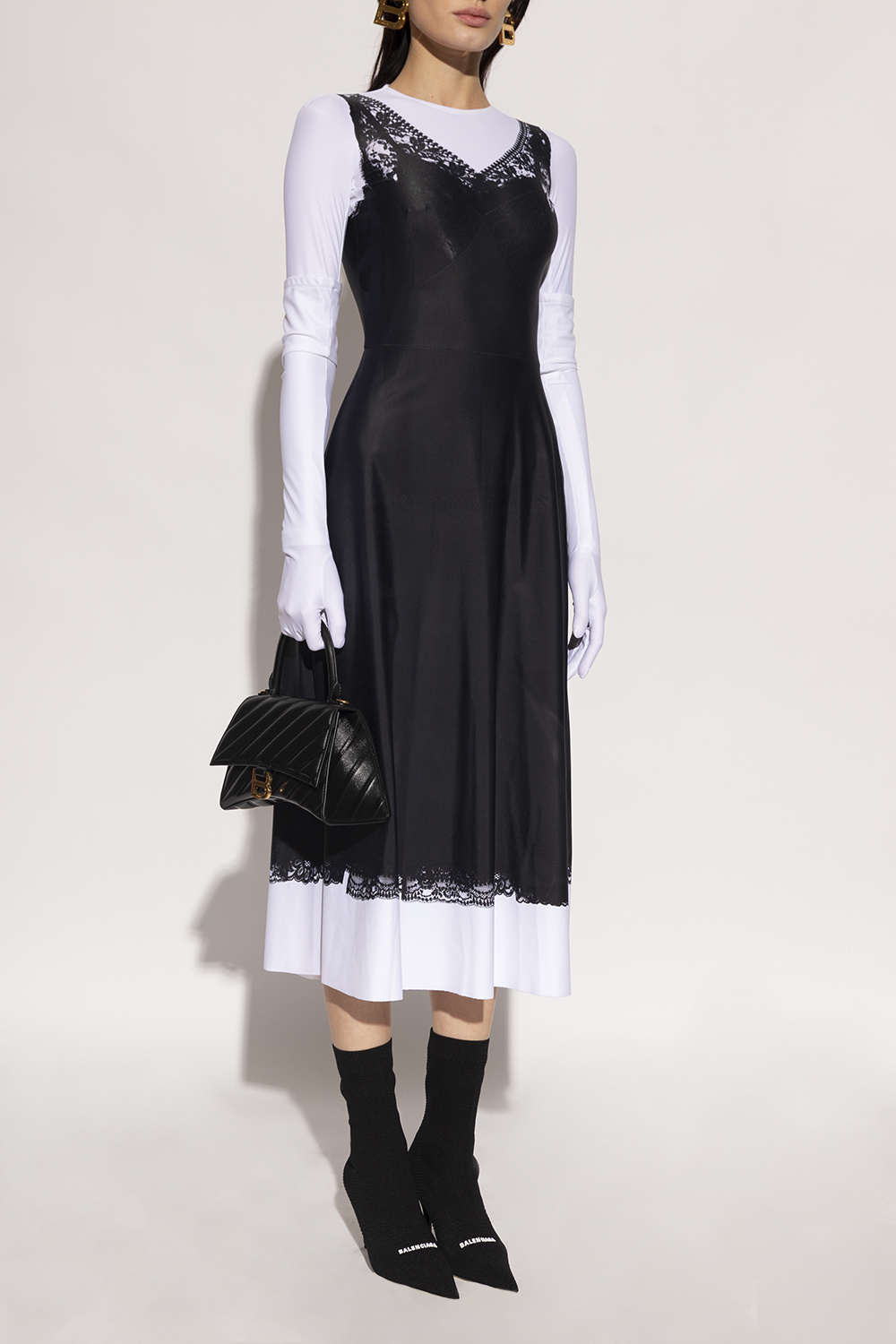 【BALENCIAGA】リブニット ラップドレス ブラック Balenciaga All Over Logo Dress in Black & White | FWRD